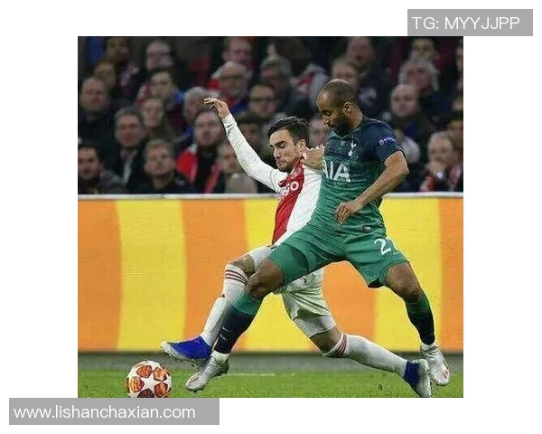 热刺主场狂胜曼联六比一赛季经典对决回顾与分析