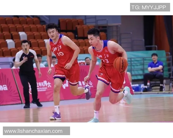 全运会男篮精彩对决新疆队挑战广东队争夺冠军荣耀